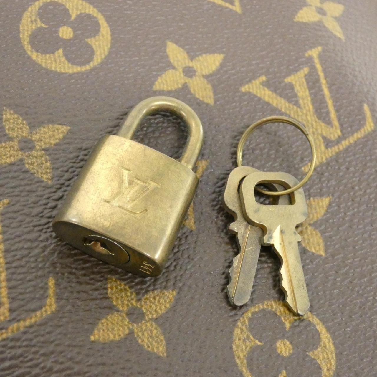 Louis Vuitton Monogram Keepall Bandouliere 60 cm Boston Bag — view 5