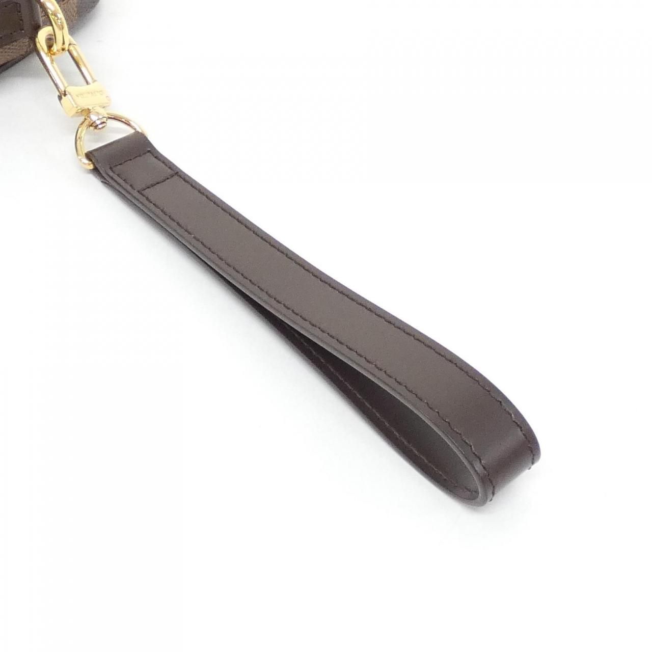 Louis Vuitton Damier Pochette Shoulder Bag — view 4