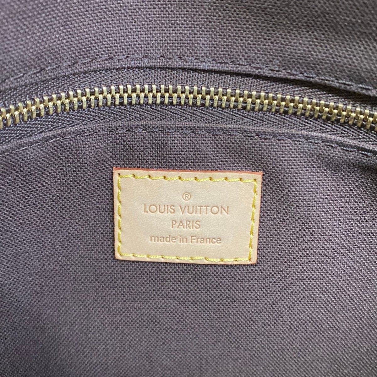 Louis Vuitton Shoulder Bag Monogram Cite GM Newshape — view 8