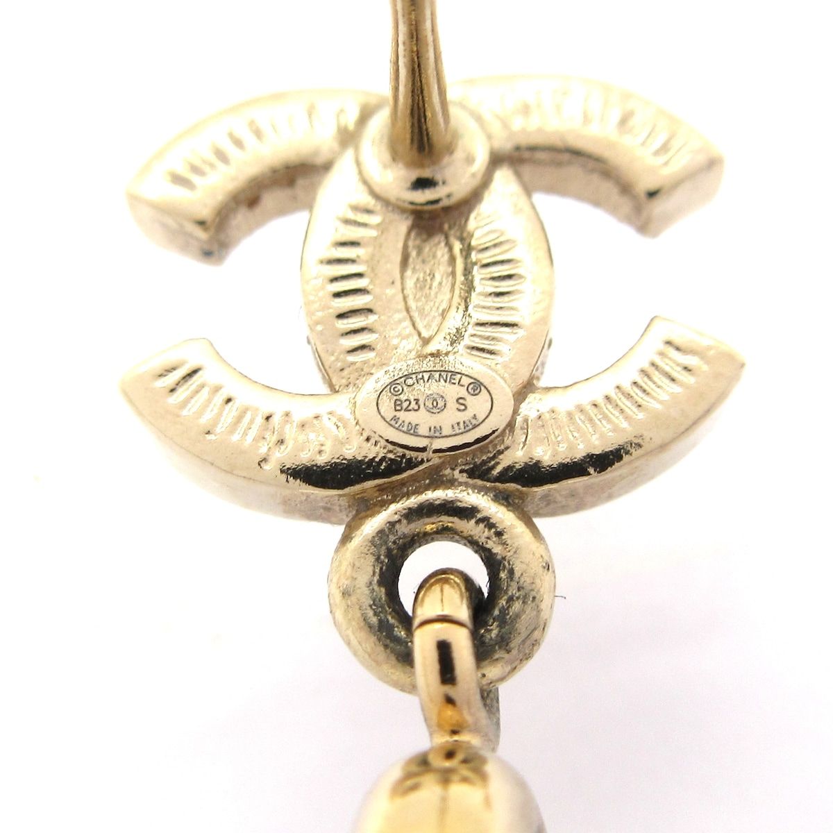 Chanel Earrings White Gold Star CC Logo — view 5