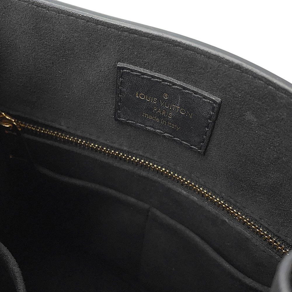 Louis Vuitton Epi Sac Plat BB 2-Way Shoulder Bag Black — view 7