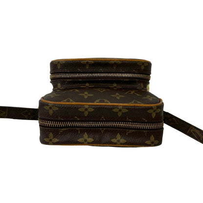 Louis Vuitton Vintage Amazon Monogram Leather Shoulder Bag Pochette Brown — view 4