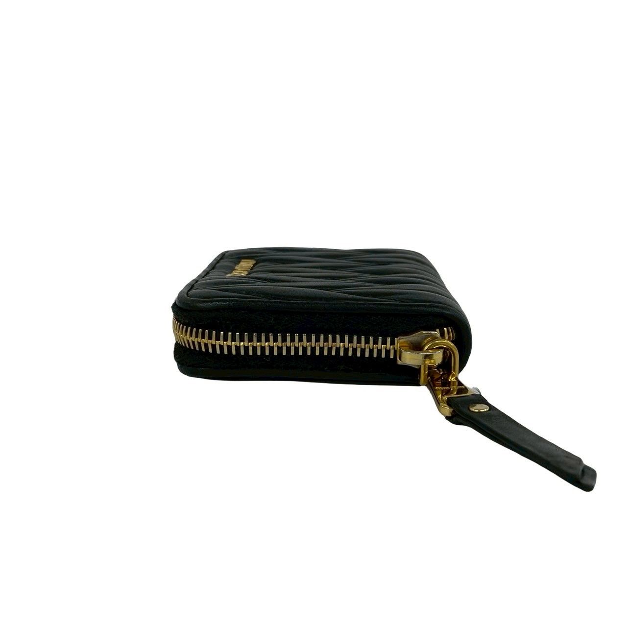 Miu Miu Logo Matelasse Leather Round Zip Coin Case Card Black — view 4