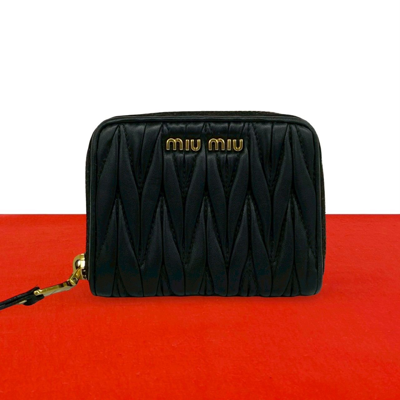 Miu Miu Logo Matelasse Leather Round Zip Coin Case Card Black