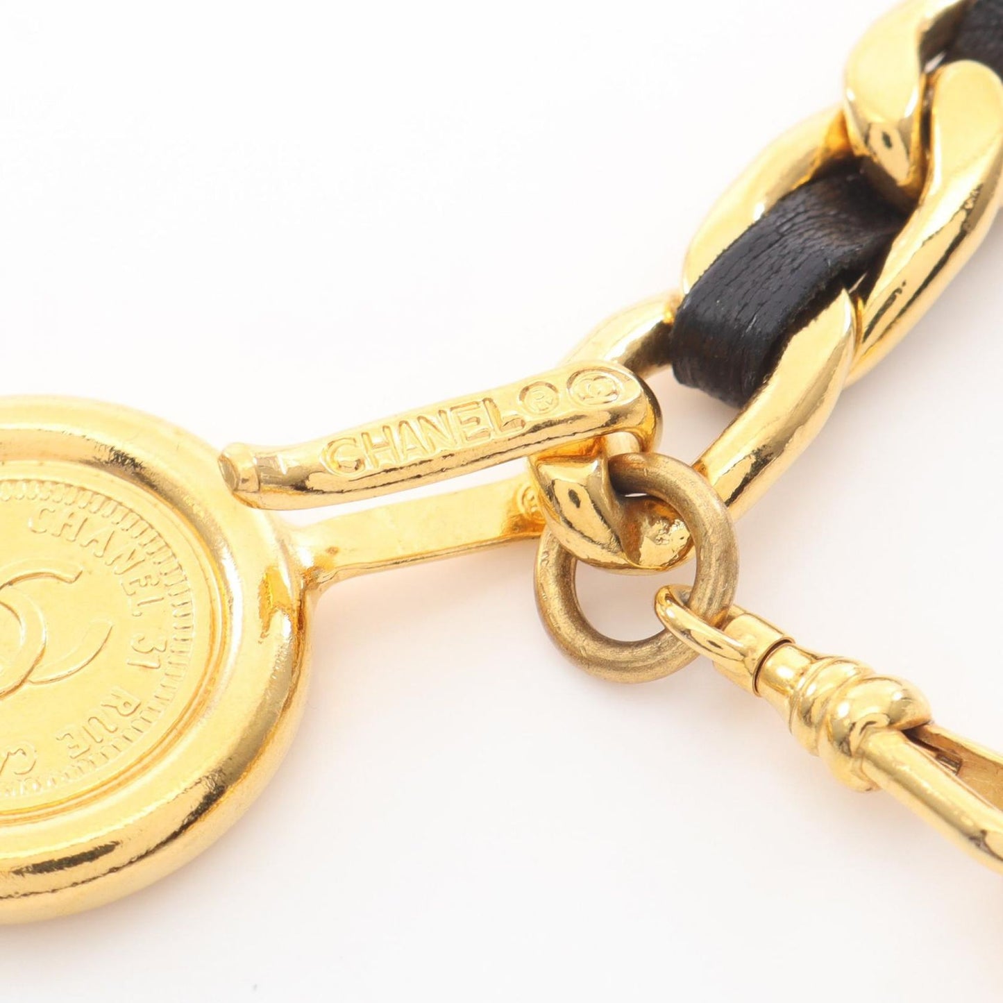 Chanel Leto CC Logo Che Leather Che Belt — view 3