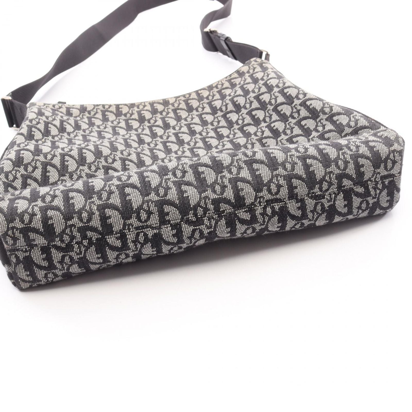 Dior Dio Shoulder Bag Tobta Gray Black Canvas — view 9