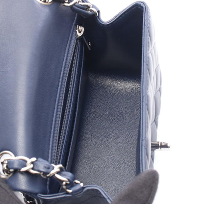 Chanel Shoulder Bag Minimatelasse Navy Lambskin — view 3