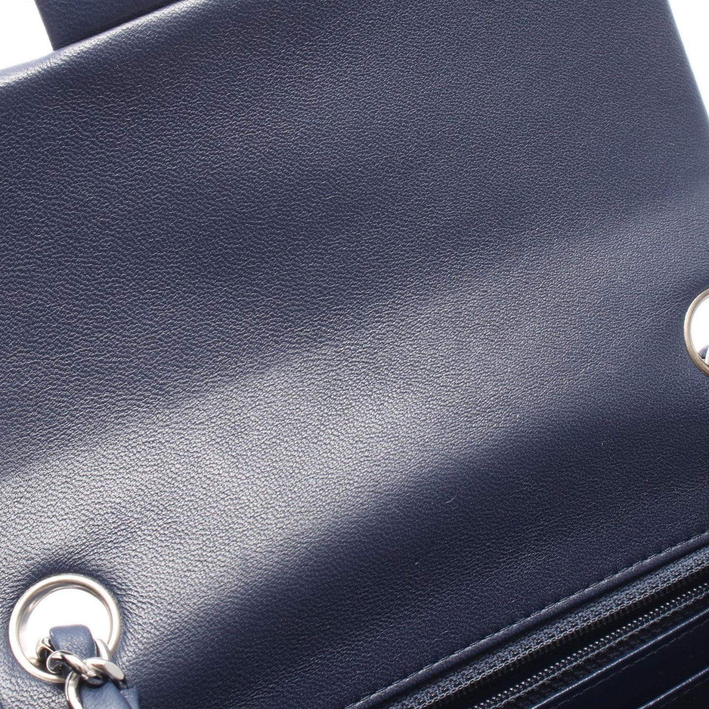 Chanel Shoulder Bag Minimatelasse Navy Lambskin — view 8