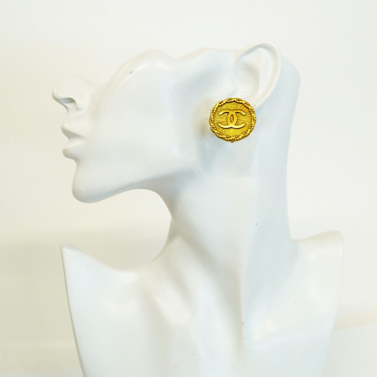 Chanel Earrings Vintage CC Logo Gold Plated — view 5
