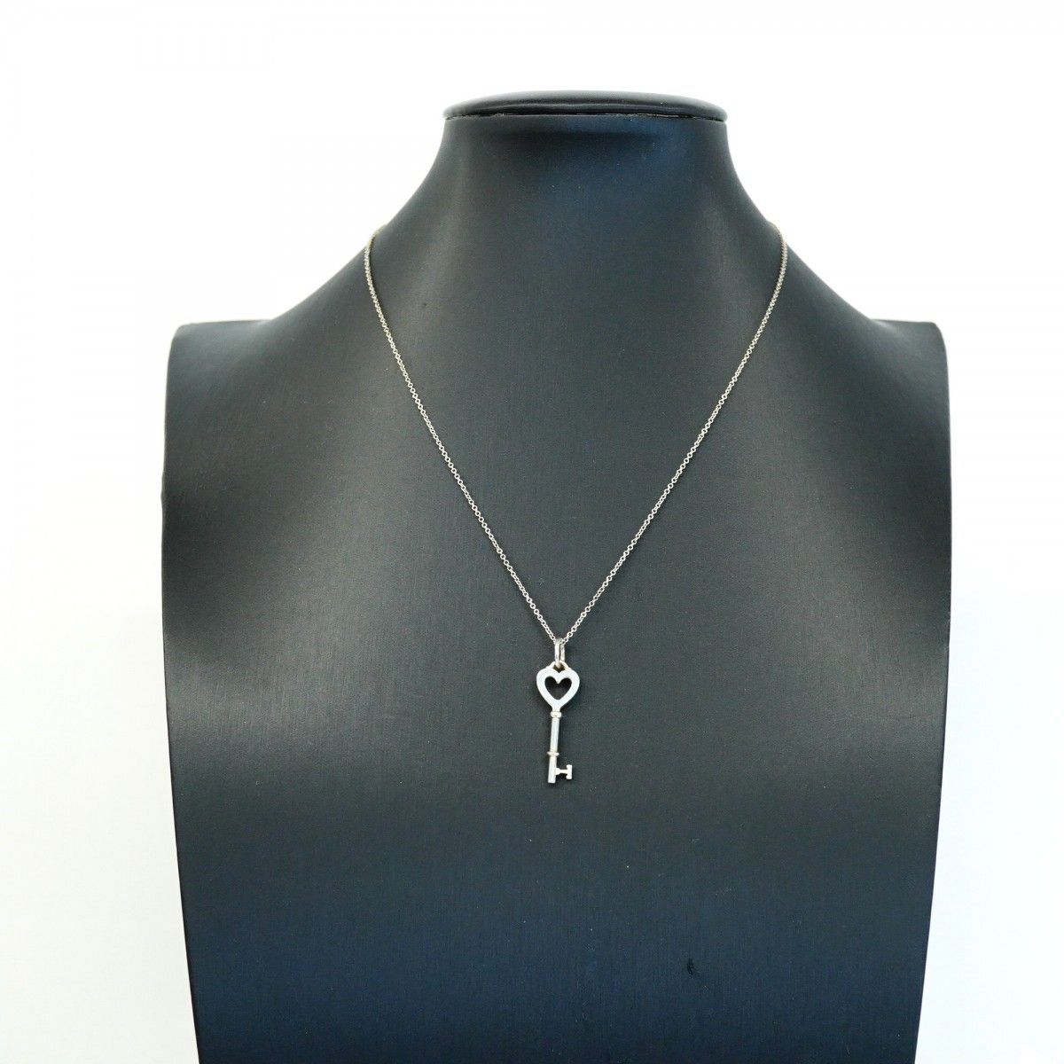 Tiffany & Co Necklace Heart Key 925 Sterling Silver — view 7