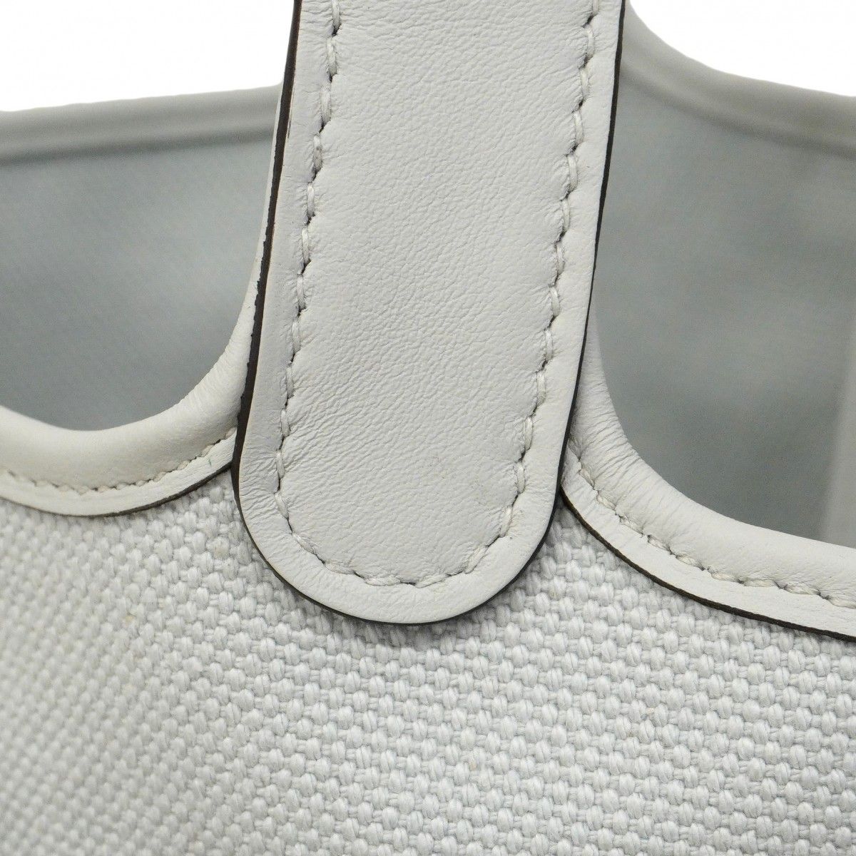 Hermes Handbag Picotin Lock Cargo PM Swift Toile Elan Gray Platinum Silver — view 6