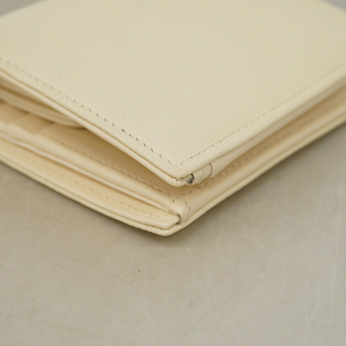 Chanel Wallet Caviar Leather White Silver — view 5