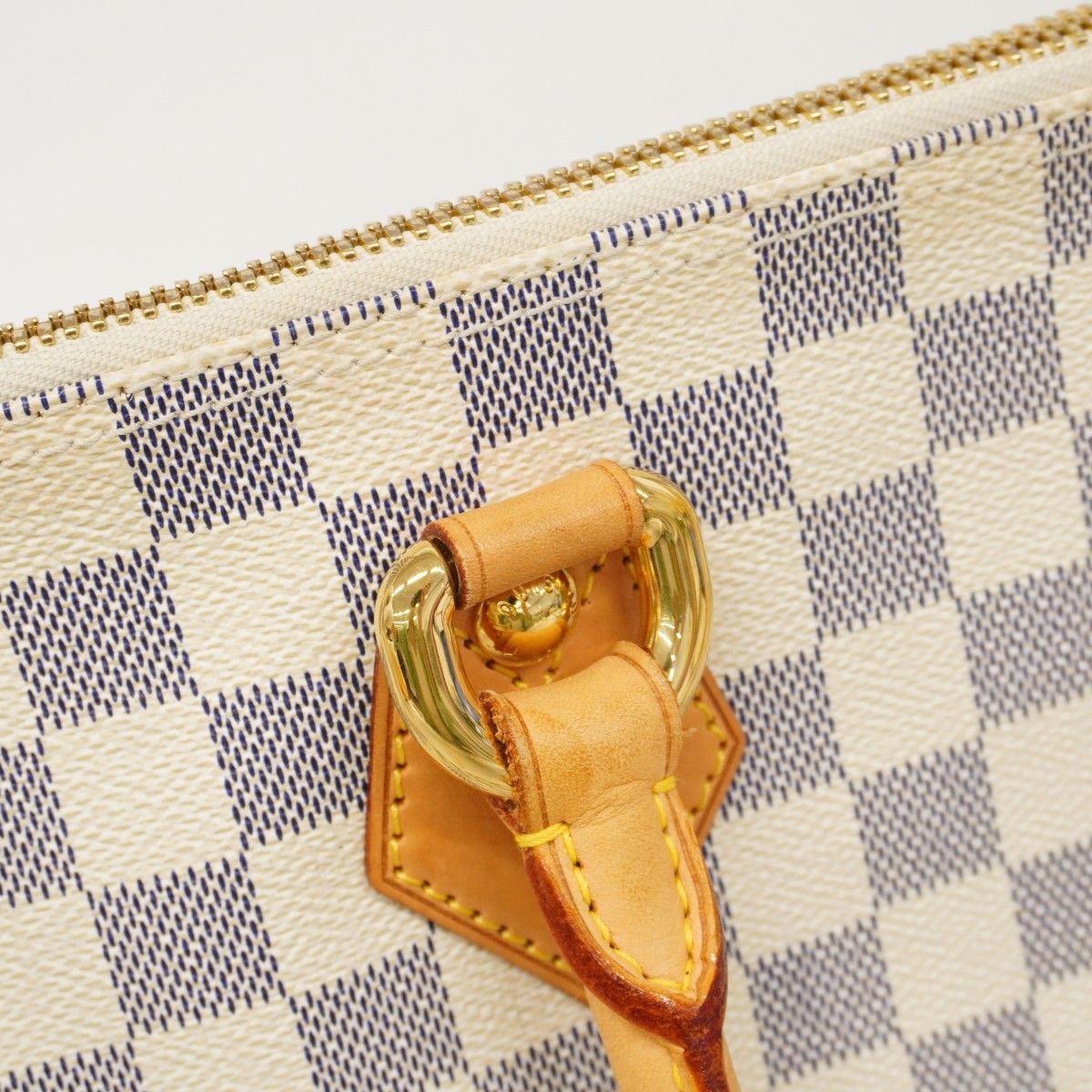 Louis Vuitton Handbag Damier Azur Saleya MM White — view 8