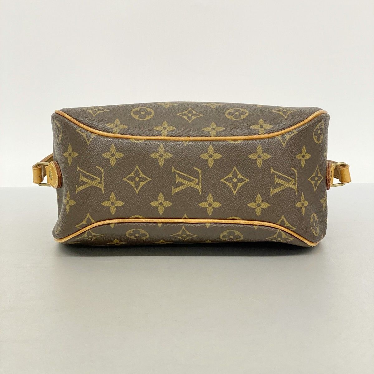 Louis Vuitton Shoulder Bag Monogram Blois Brown — view 3