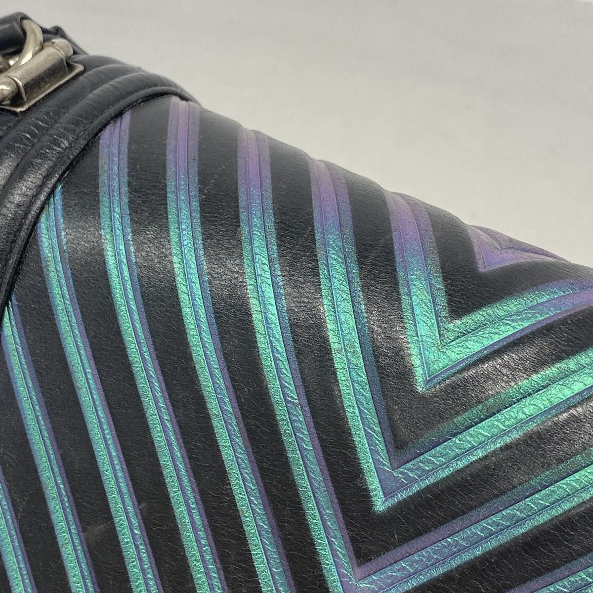 Chanel Shoulder Bag Lambskin Black Green Silver — view 7