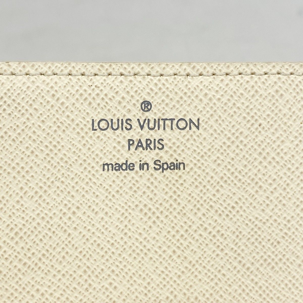 Louis Vuitton Card Case Damier Azur Business Holder White — view 4