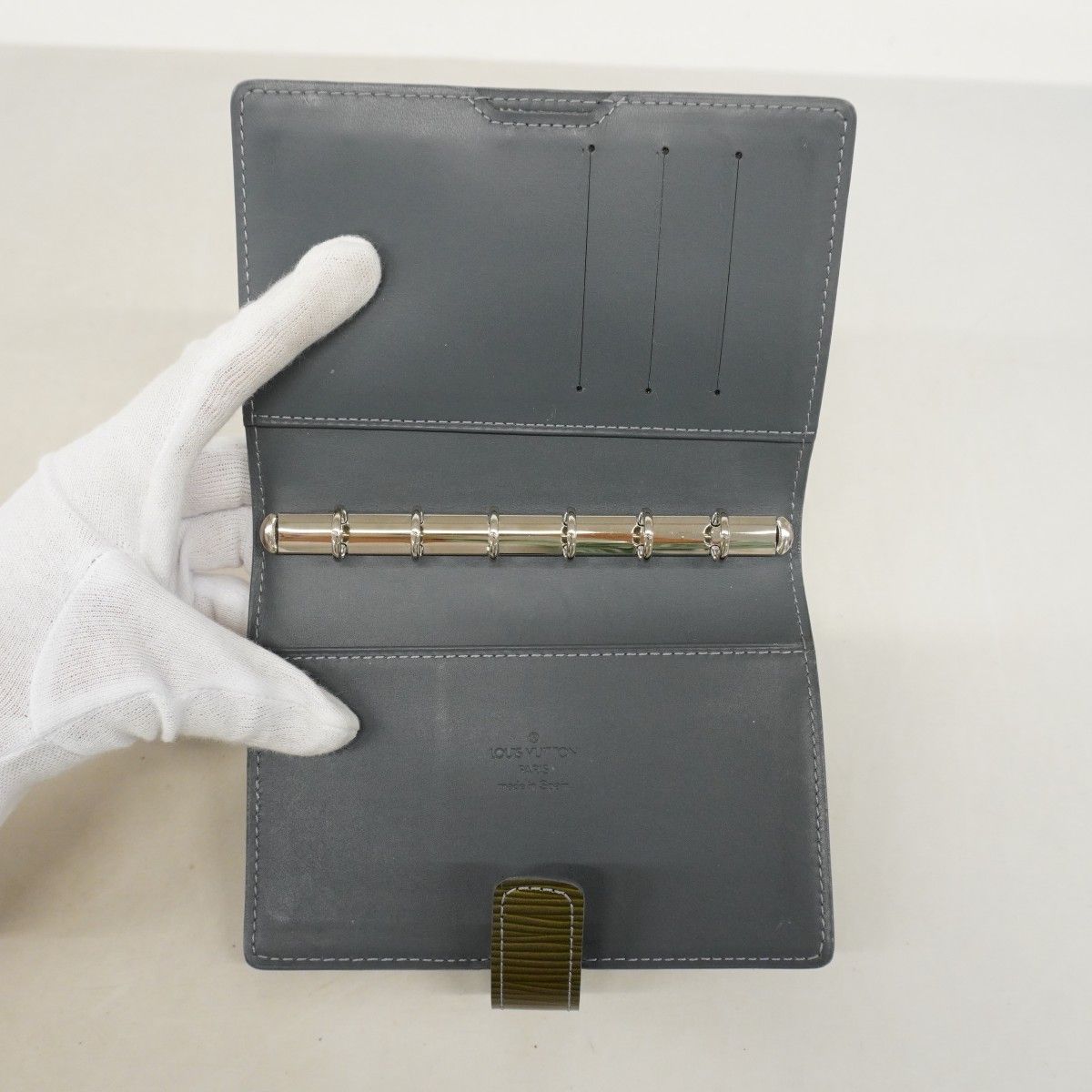 Louis Vuitton Notebook Cover Cyber Epi Agenda PM Khaki — view 3