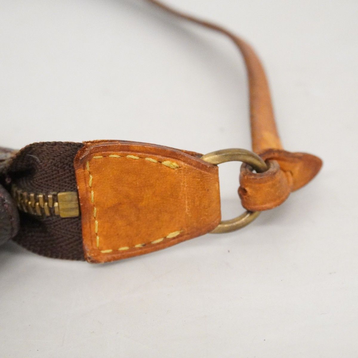 Louis Vuitton Pouch Monogram Pochette Brown — view 8