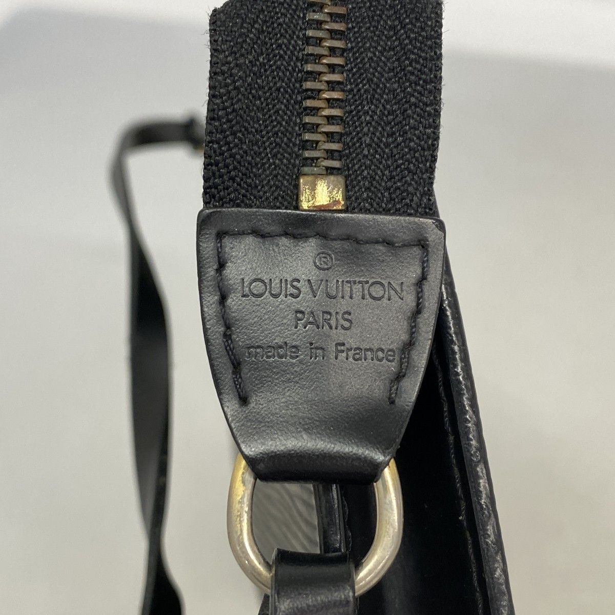 Louis Vuitton Pouch Epi Pochette Noir — view 5