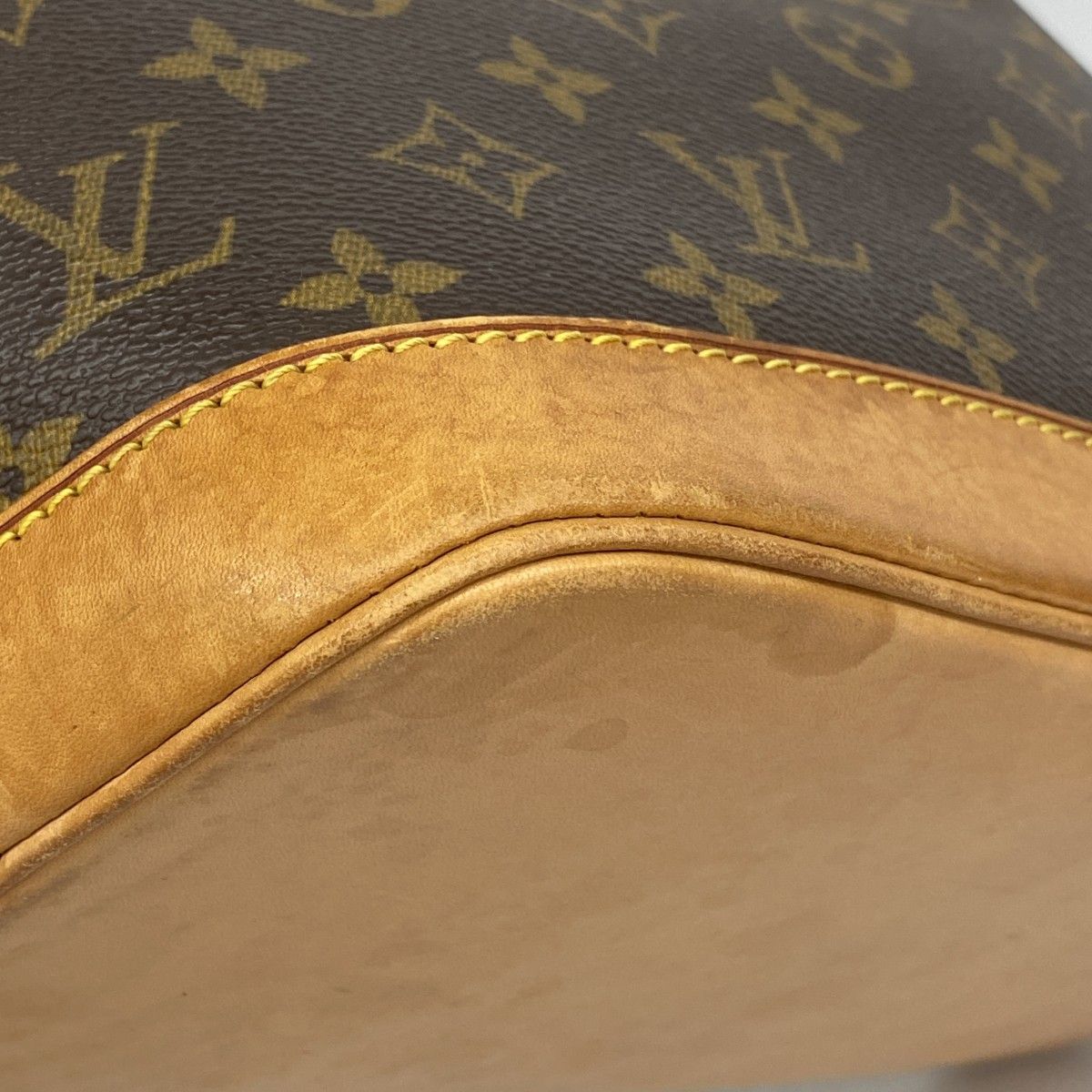 Louis Vuitton Handbag Monogram Alma Brown — view 6