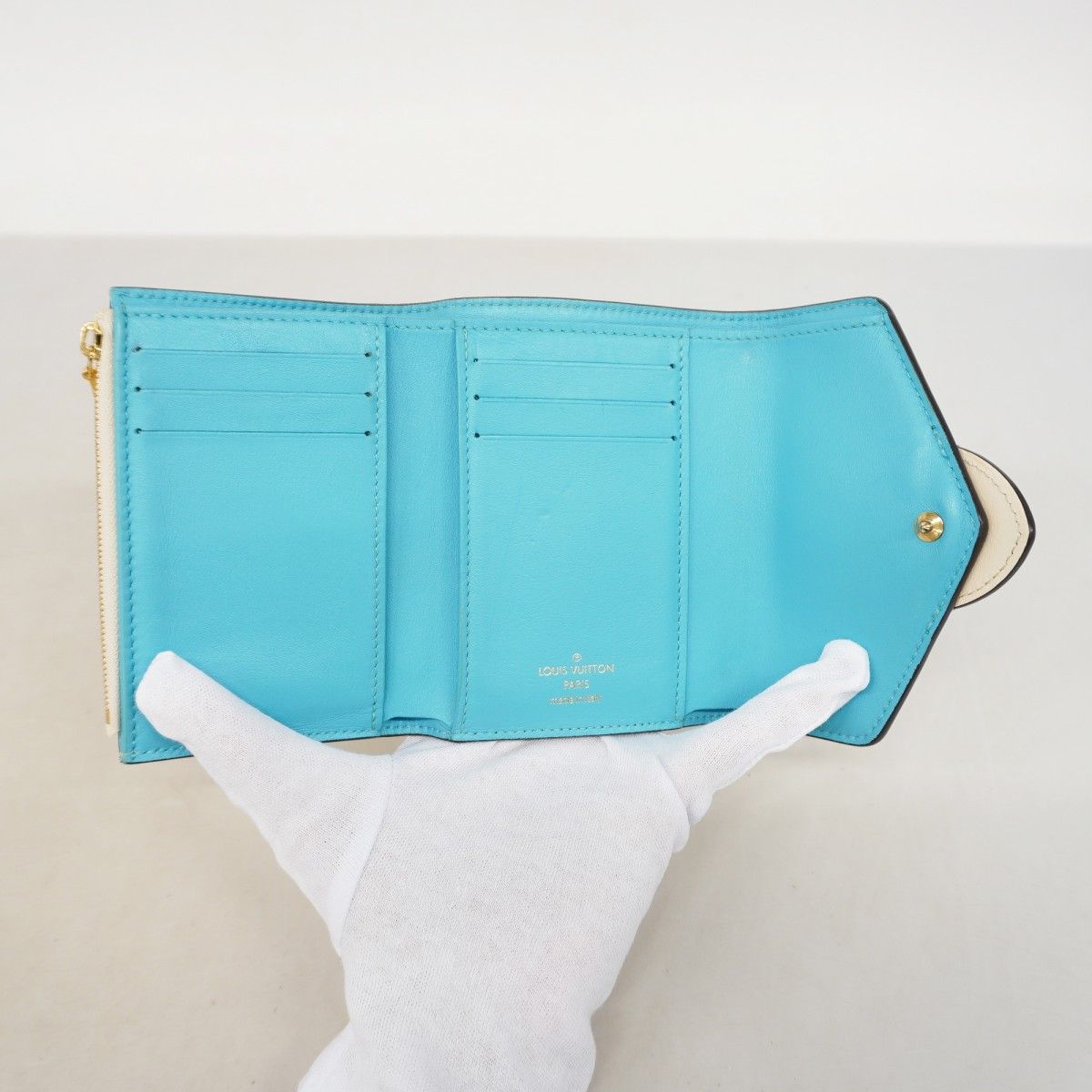 Louis Vuitton Trifold Wallet Portefeuille LV Pont Neuf Cles — view 3