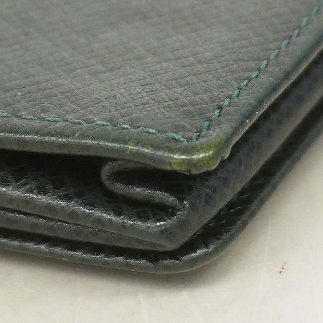 Louis Vuitton Coin Case Taiga Porte Monebo Watt Epi Sea — view 5
