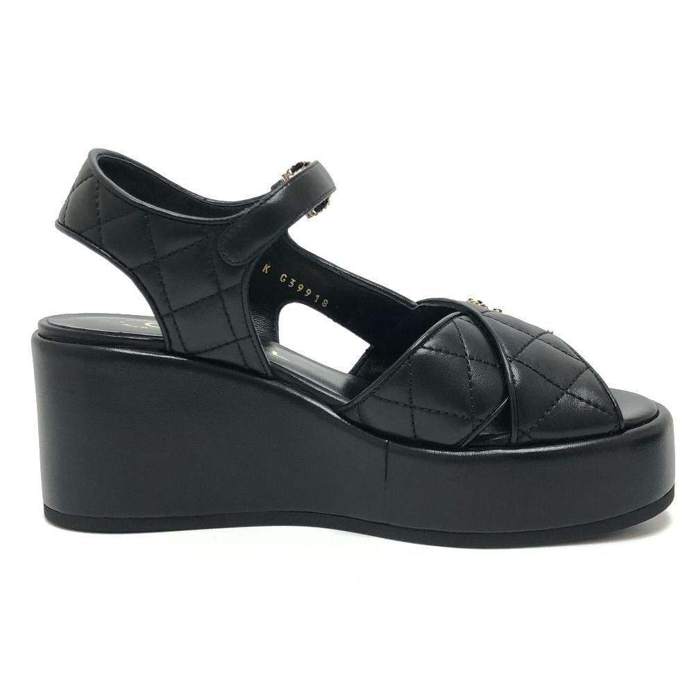 Chanel Sandals CC Logo Quilted Lambskin Black — view 6