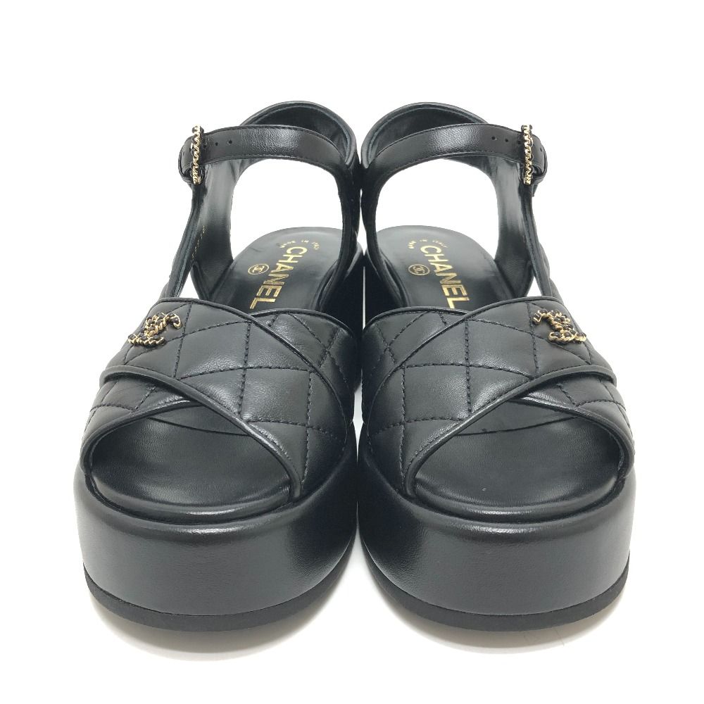 Chanel Sandals CC Logo Quilted Lambskin Black — view 2