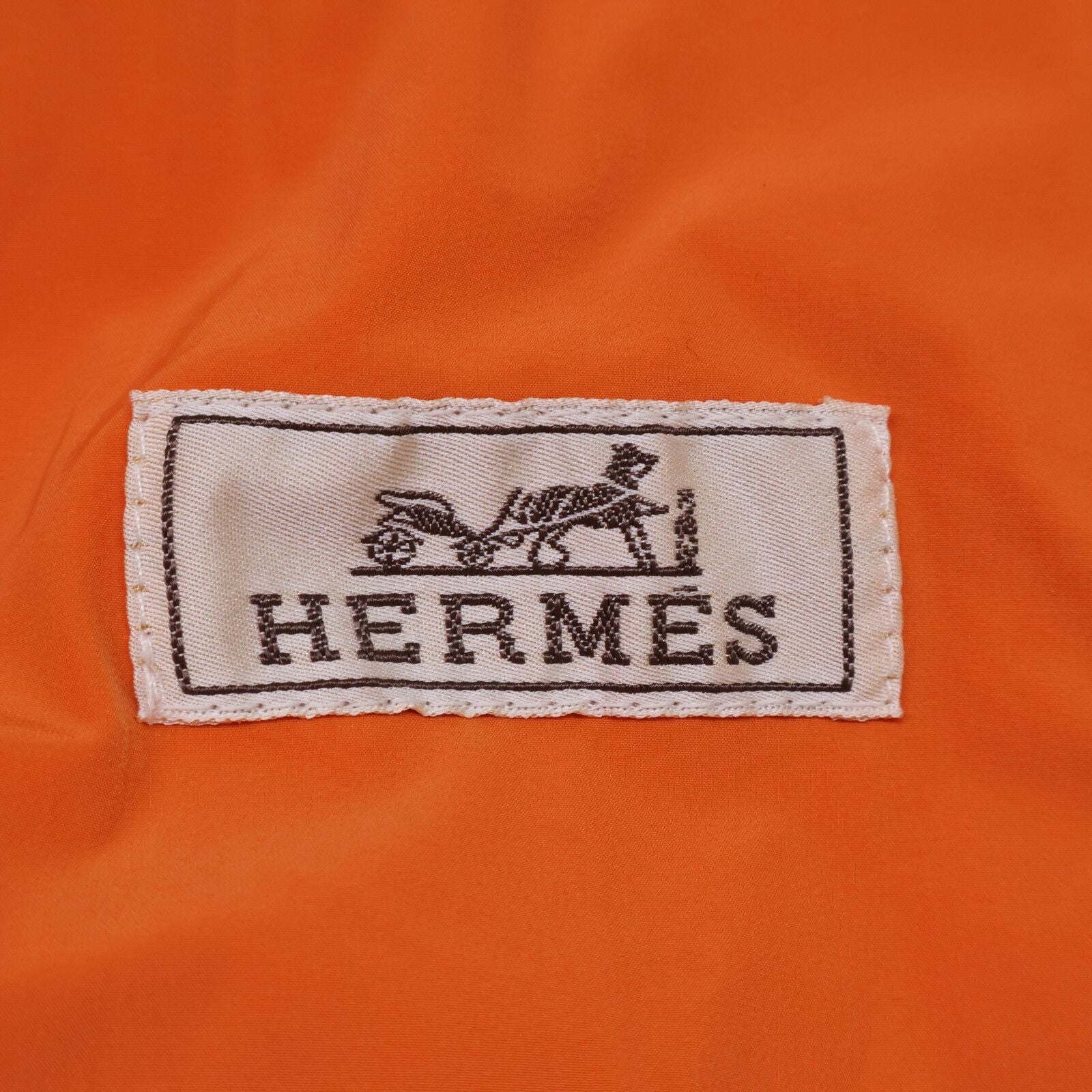 Hermes Nylon Motif W-zip Quilted Jacket 48 — view 5