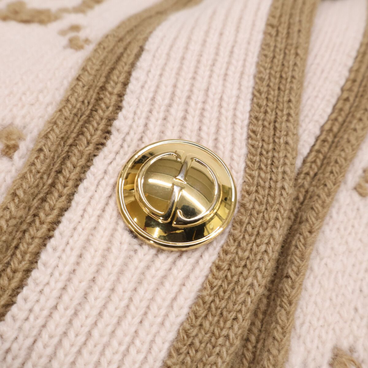 Gucci GG Wool Cles Jacquard Gold Button Long Cardigan — view 8