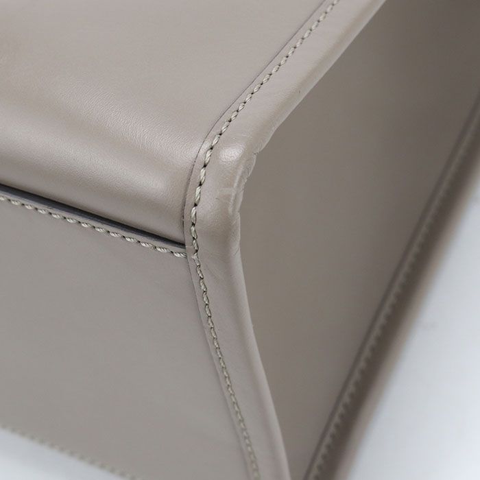 Fendi Sunshine 2-Way Tote Calf — view 9
