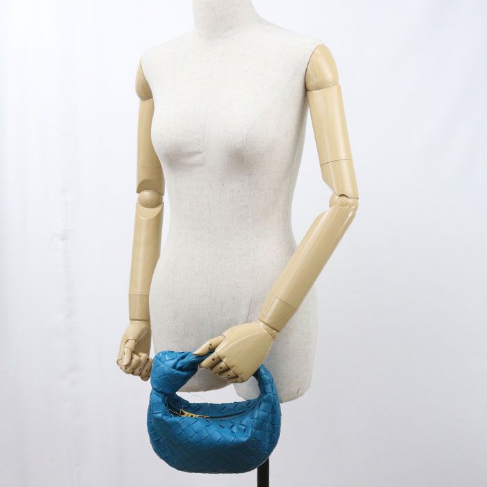 Bottega Veneta Mini Jodie Intrecciato Handbag Leather — view 7