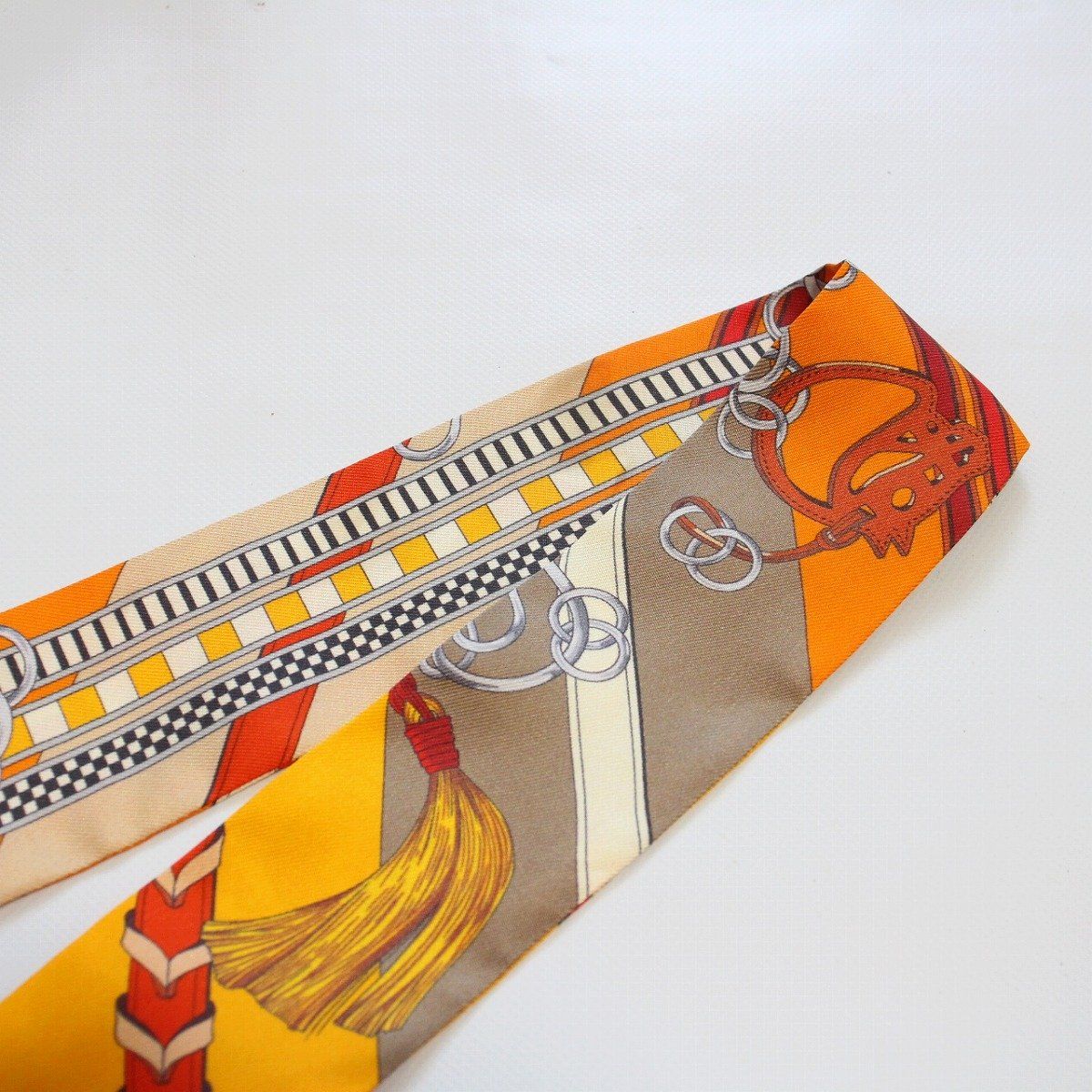 Hermes Twilly Bridle and Charm Silk 100% Orange Pawn Scarf — view 5