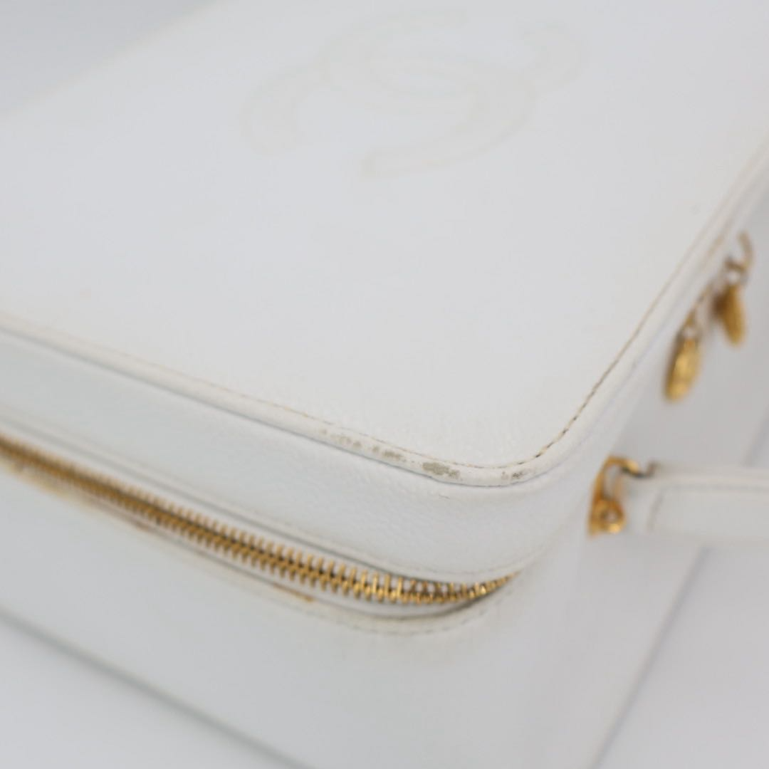 Chanel Shoulder Bag Stand Caviar Leather CC Logo 2-Way — view 3