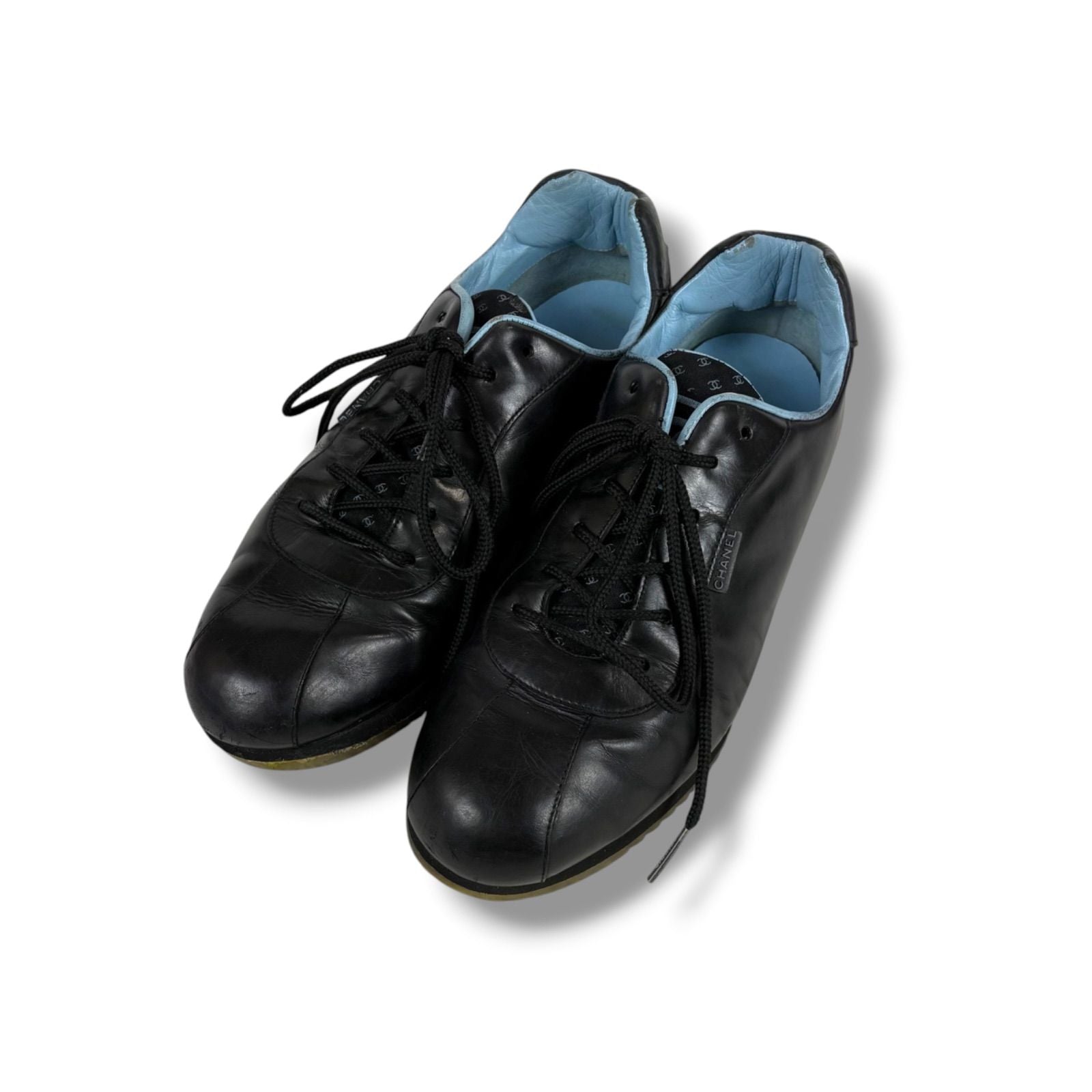 Chanel CC Logo Leather Low Cut Sneakers Black Light Blue — view 3