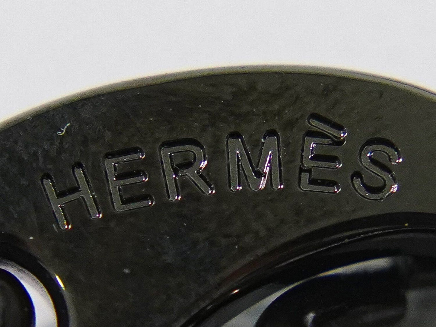 Hermes Buffalo Horn Long Necklace Pendant Brown — view 8