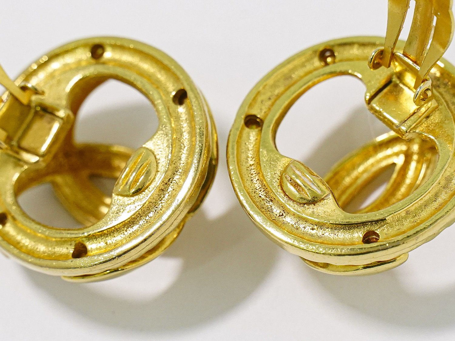 Chanel CC Logo Earrings Gold Plated — view 4