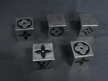 Louis Vuitton Ornament Silver — view 3