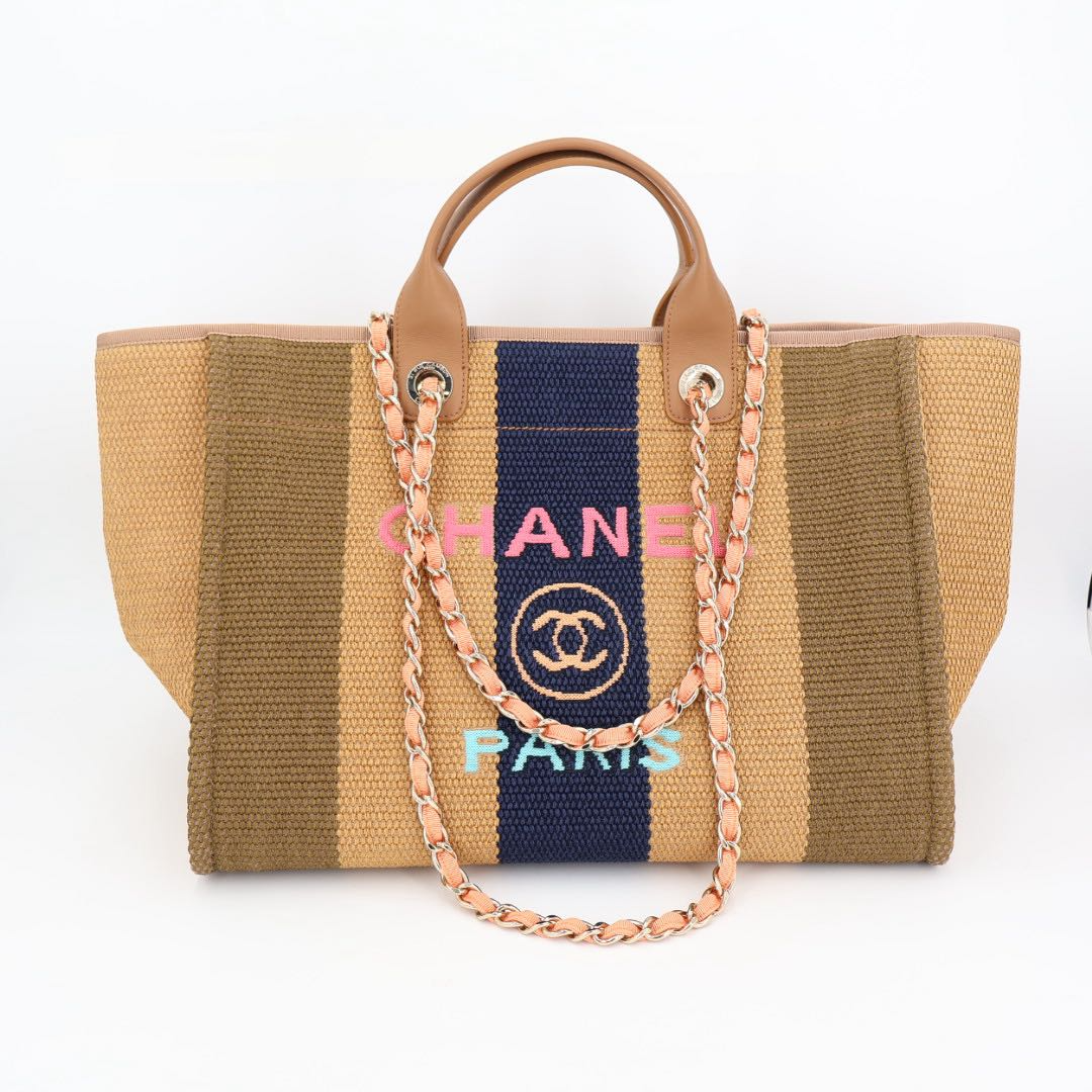 Chanel Bag Deauville Line bag — view 2