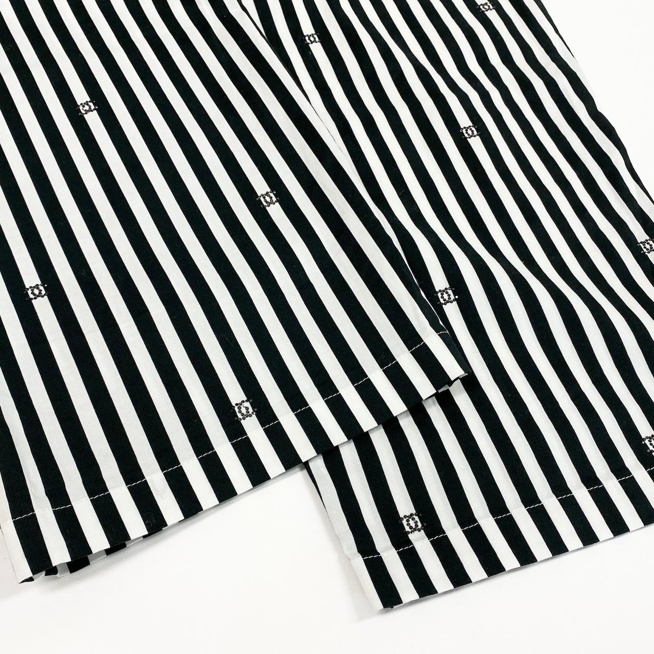Chanel Kept Trousers Pants Rhinestone CC Logo Stripe 34 White Black — view 5
