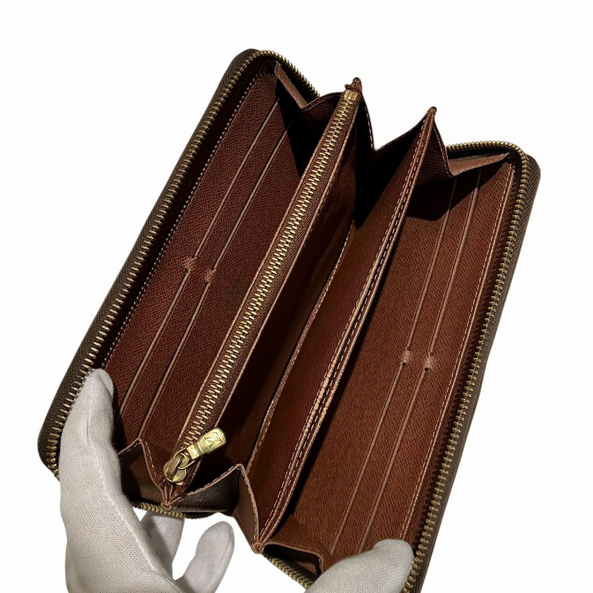 Louis Vuitton Zippy Wallet Monogram Canvas — view 3
