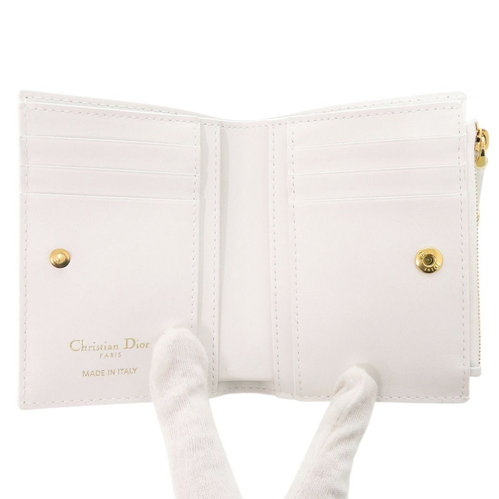 Dior Dio Heart Leather White Wallet — view 5