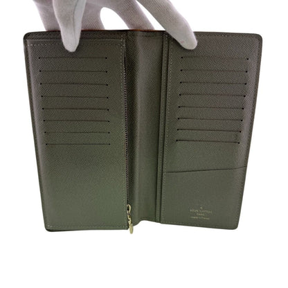 Louis Vuitton Portefeuille Brazza Monogram Titanium Canvas Wallet Green — view 5