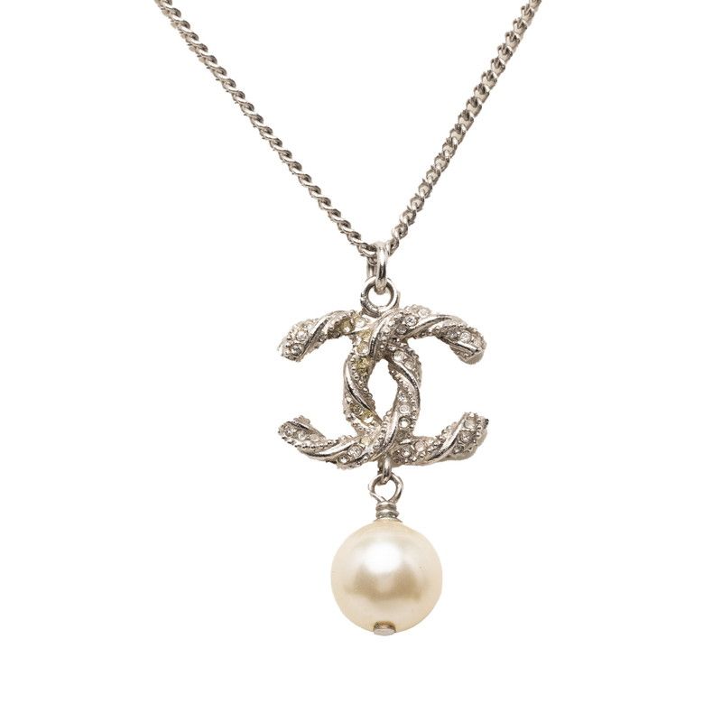 Chanel CC Logo Line Strike Necklace Silver tale Pearl