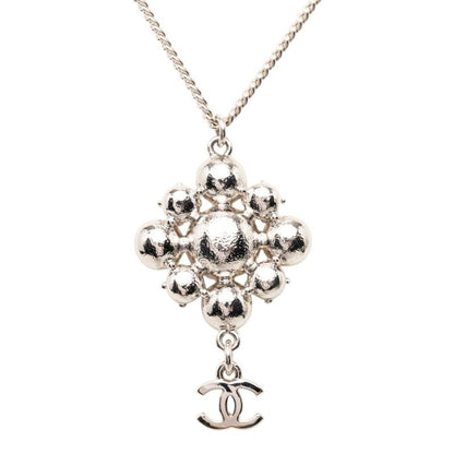 Chanel CC Logo Necklace Silver Gold tale — view 2
