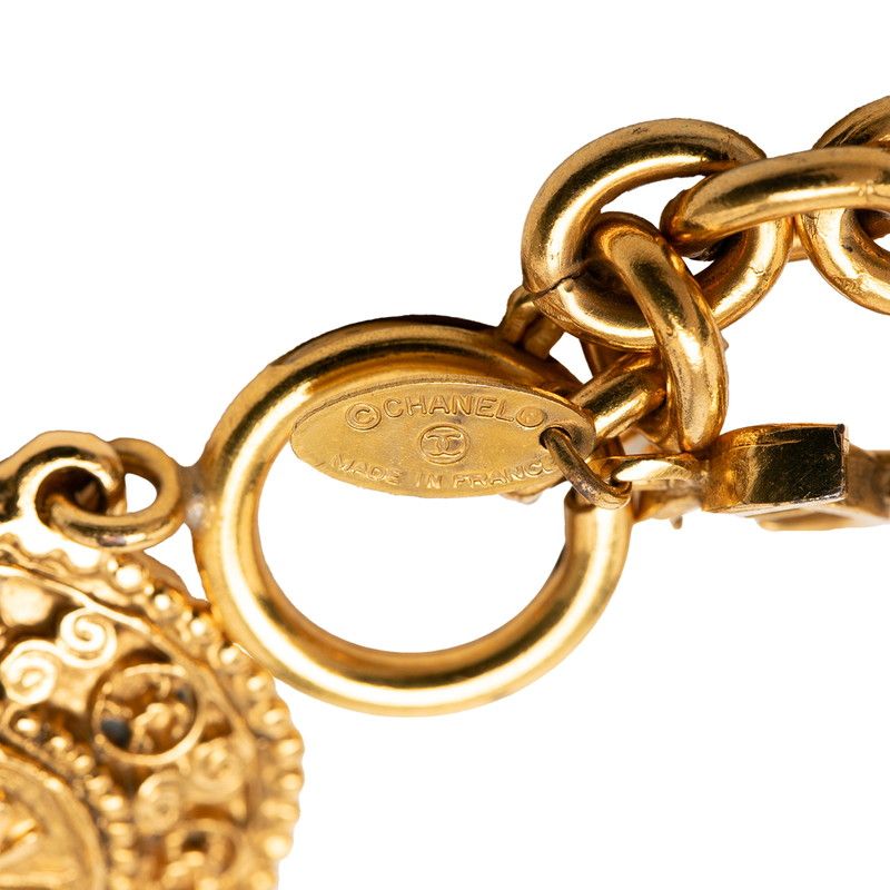 Chanel CC Logo 31 Rue Cambon Bracelet Gold Plating — view 4