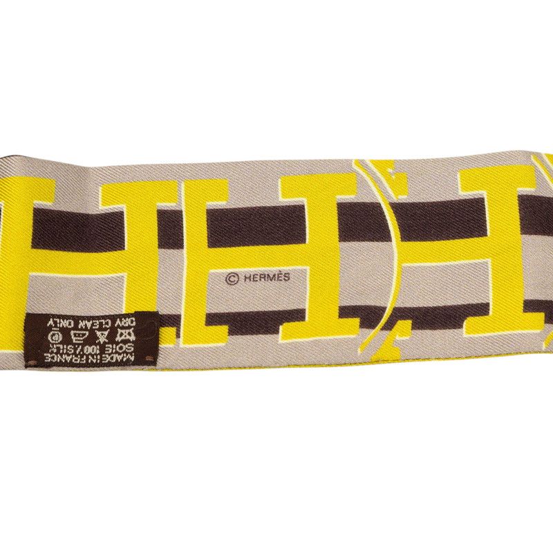 Hermes 24 Faubourg Seconde 10 Scarf Yellow System Silk — view 5