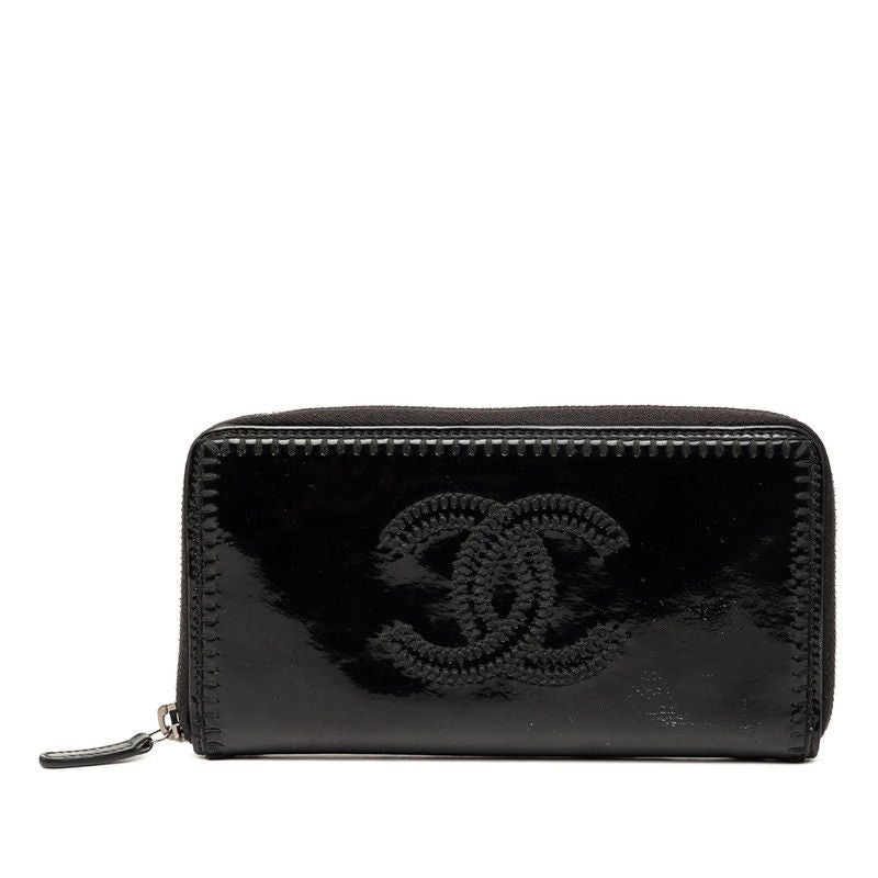 Chanel CC Logo Wallet Black Patent Leather