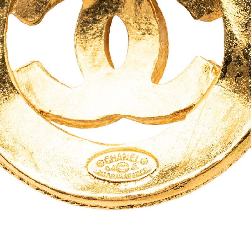 Chanel CC Logo Vintage Pendant Necklace Gold Plating — view 5