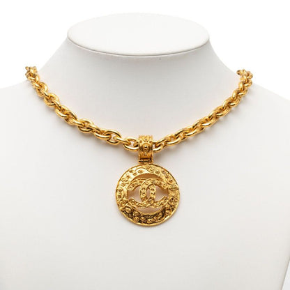 Chanel CC Logo Vintage Pendant Necklace Gold Plating — view 6